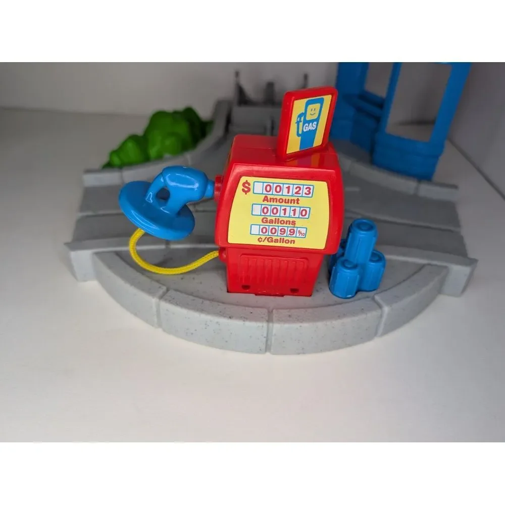 1999 Tyco Sesame Street RADIO Control Roadway Service Station K COMPLETE/ Read‎